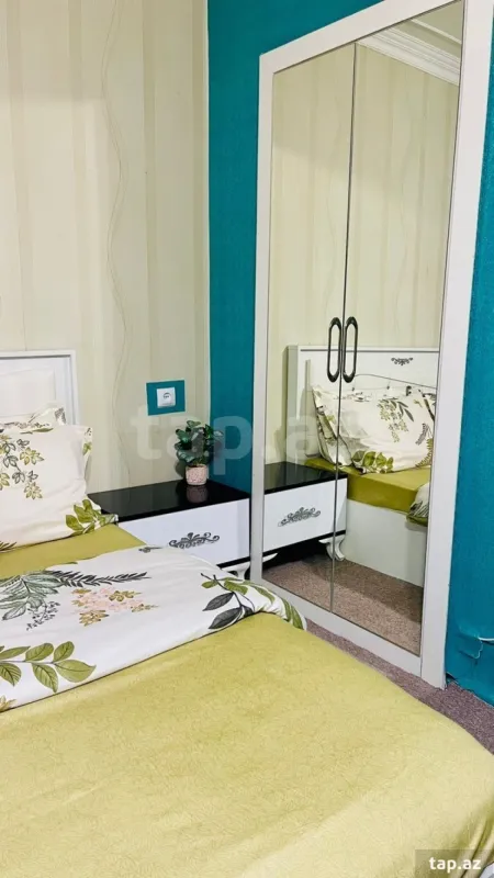 Kirayə verilir 2 otaqlı mənzil 65 m²