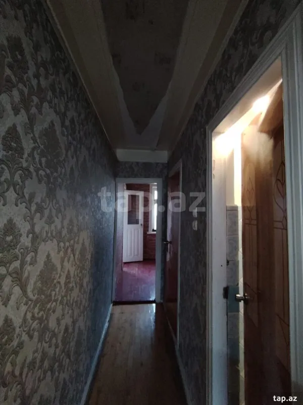 Satılır 5 otaqlı mənzil 105 m²