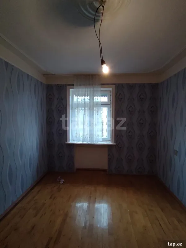 Satılır 5 otaqlı mənzil 105 m²