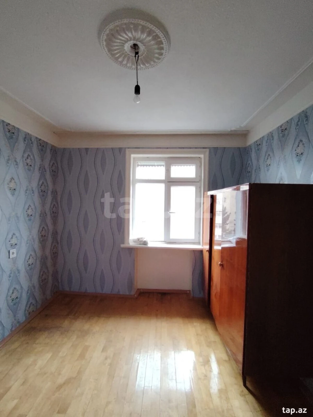 Satılır 5 otaqlı mənzil 105 m²