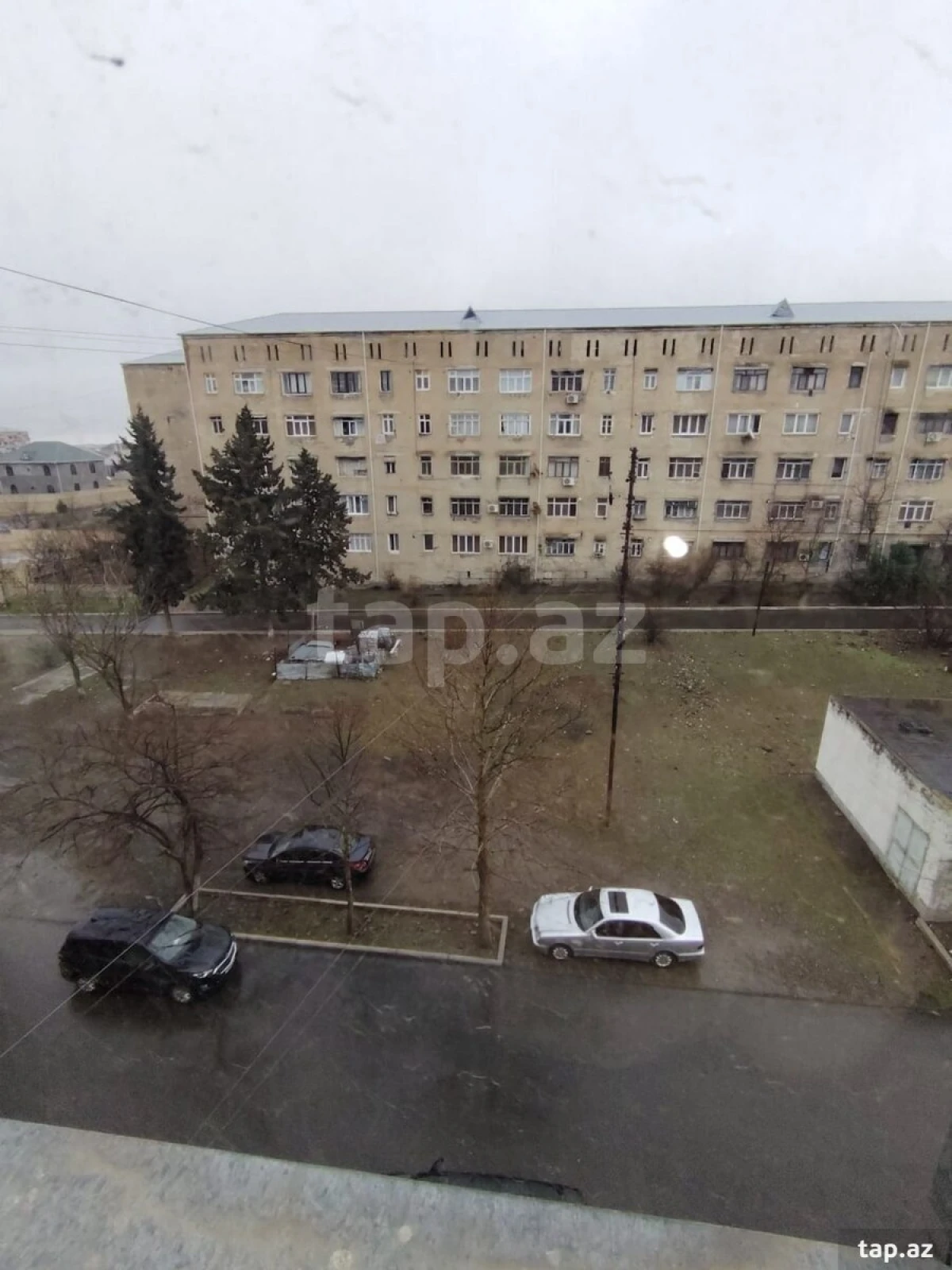 Satılır 5 otaqlı mənzil 105 m²