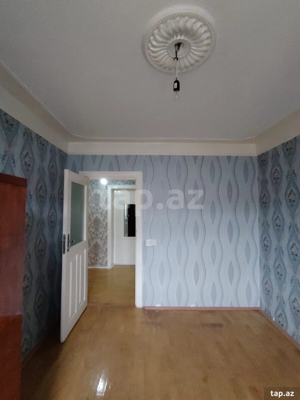 Satılır 5 otaqlı mənzil 105 m²