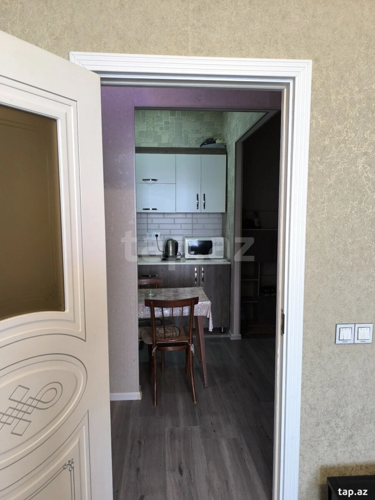 Kirayə verilir 2 otaqlı yeni tikili 75 m²