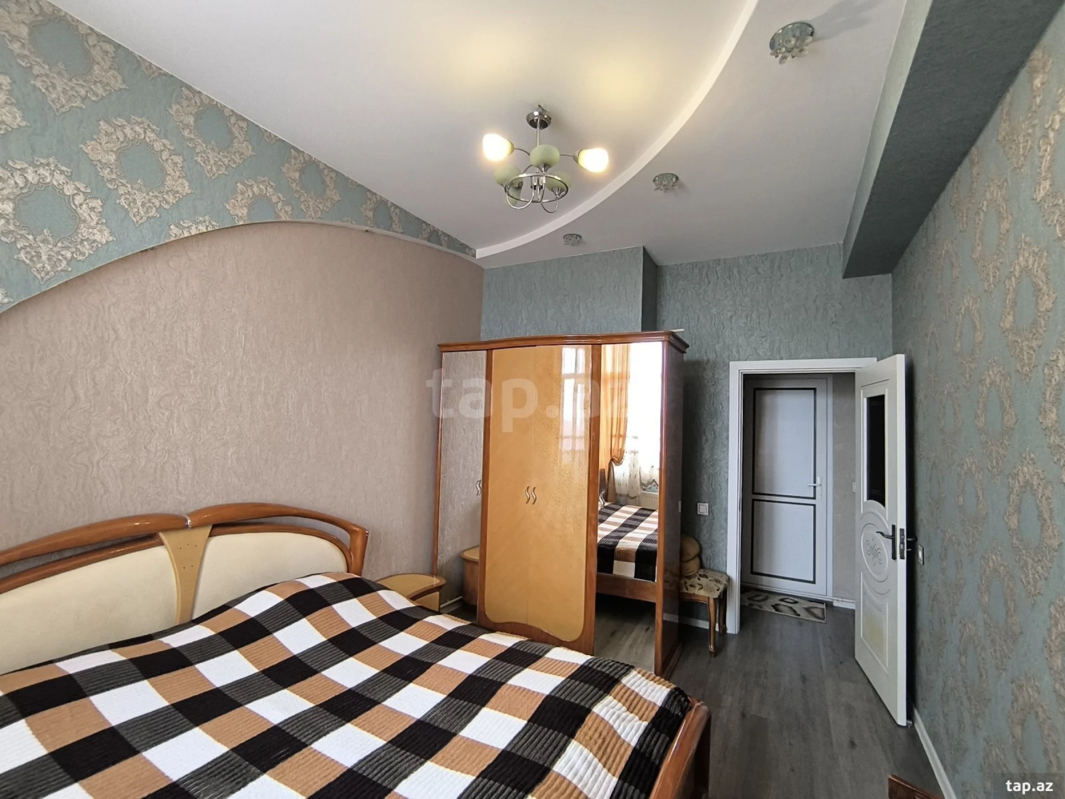 Kirayə verilir 2 otaqlı yeni tikili 75 m²