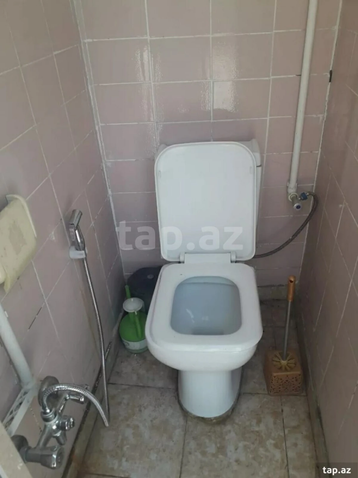 Kirayə verilir 3 otaqlı həyət evi