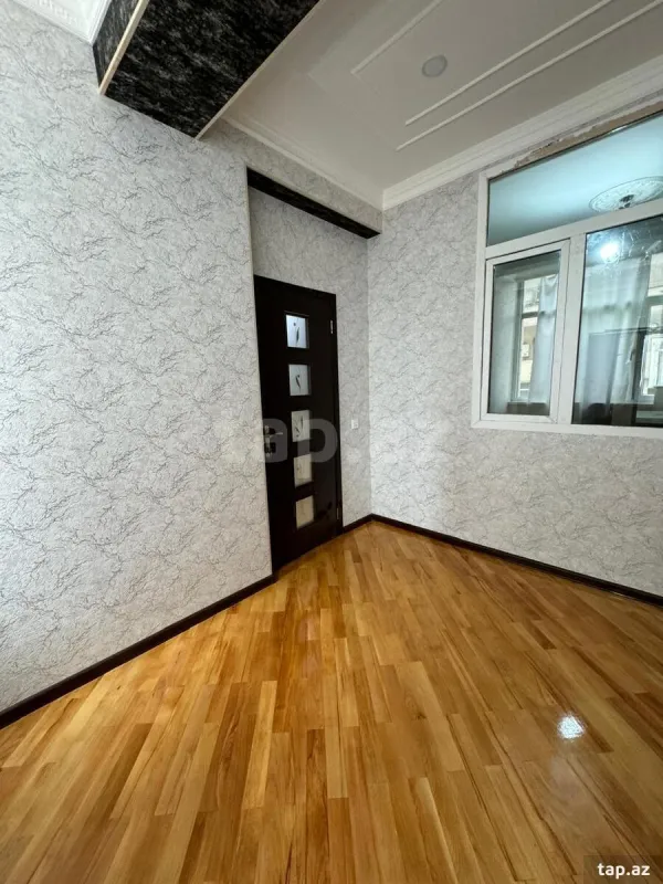 Satılır 3 otaqlı yeni tikili 90 m²