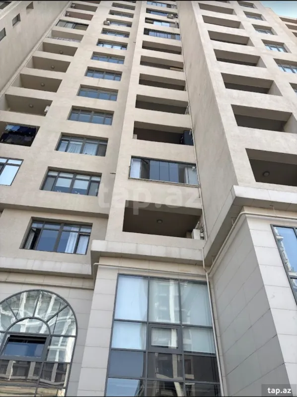 Satılır 3 otaqlı yeni tikili 90 m²