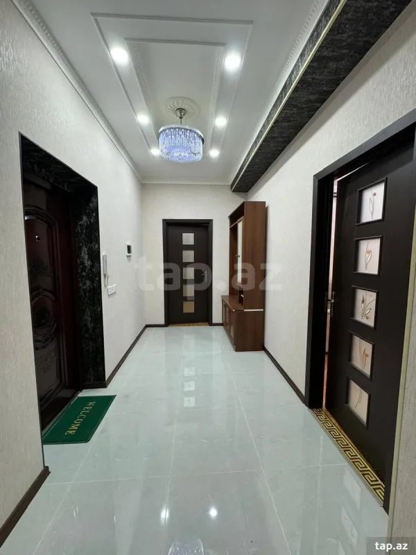 Satılır 3 otaqlı yeni tikili 90 m²