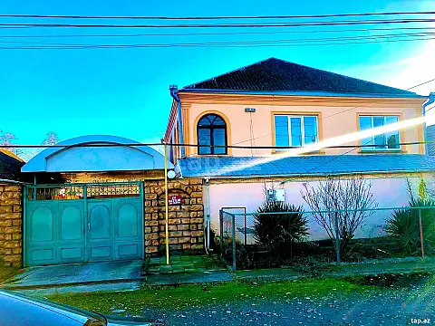 Satılır 9 otaqlı həyət evi — Xaçmaz 9 otaq