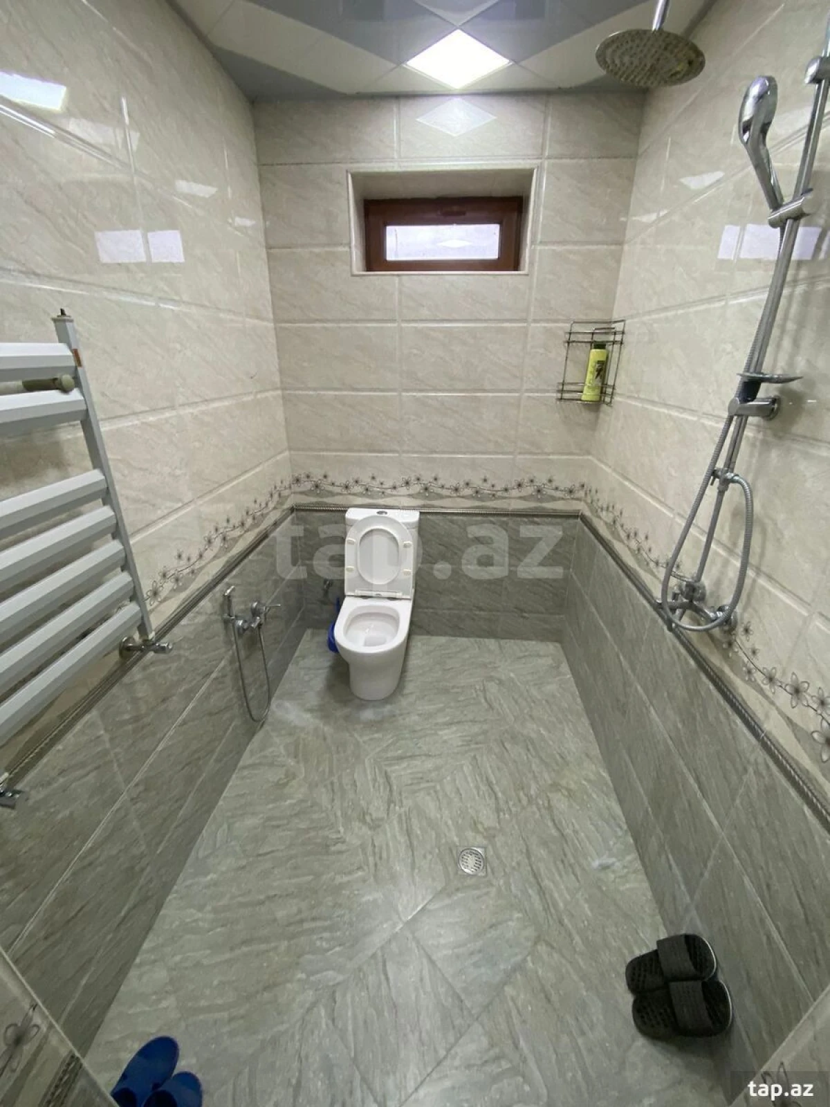 Kirayə verilir 3 otaqlı həyət evi