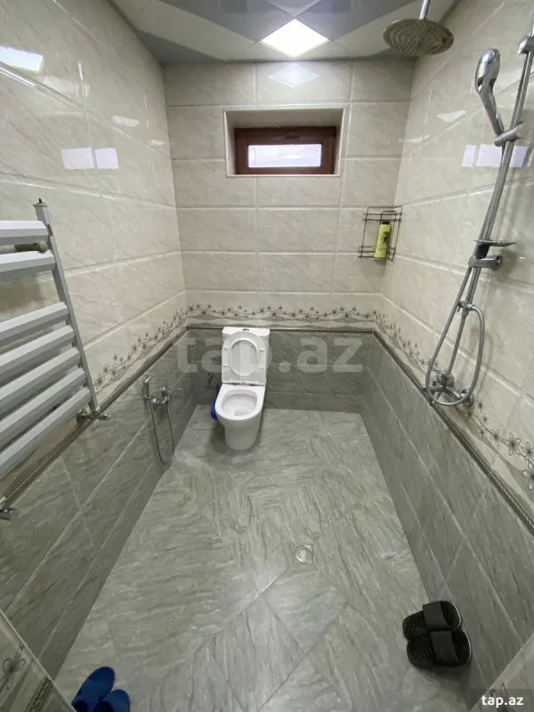 Kirayə verilir 3 otaqlı həyət evi