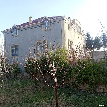 Satılır 5 otaqlı həyət evi