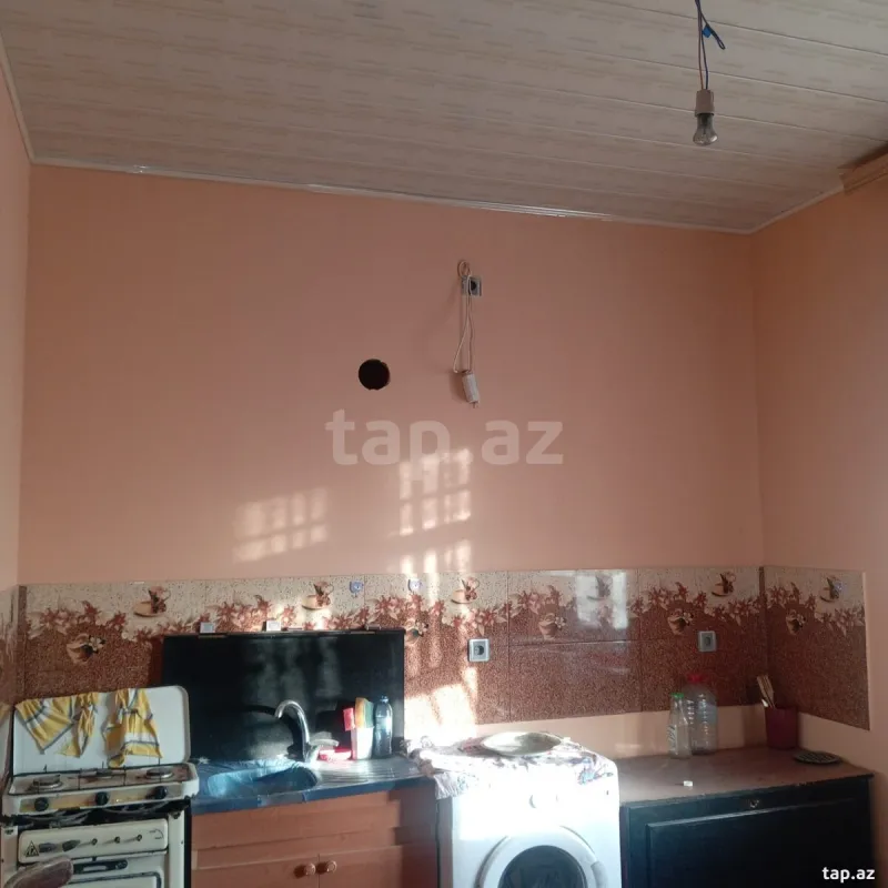 Satılır 5 otaqlı həyət evi