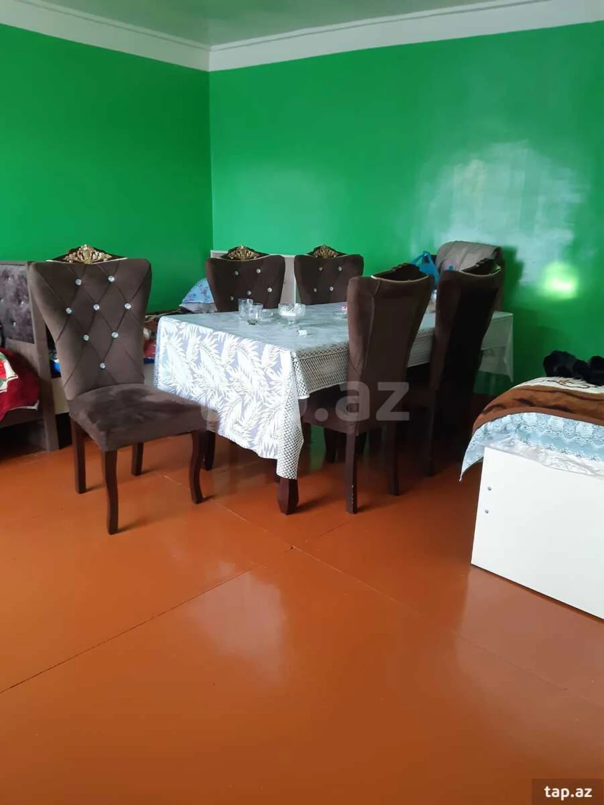 Satılır 4 otaqlı həyət evi