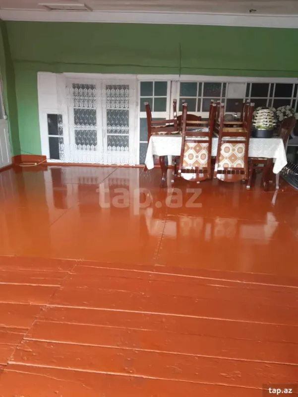 Satılır 4 otaqlı həyət evi