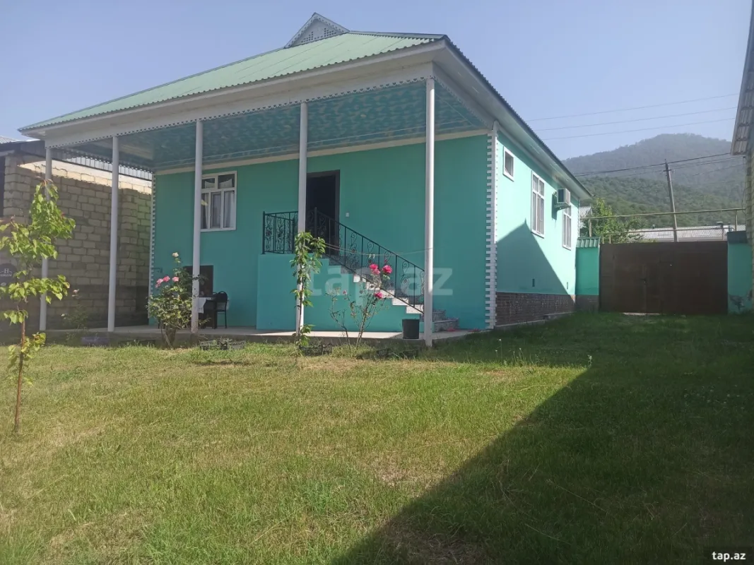 Kirayə verilir 3 otaqlı həyət evi