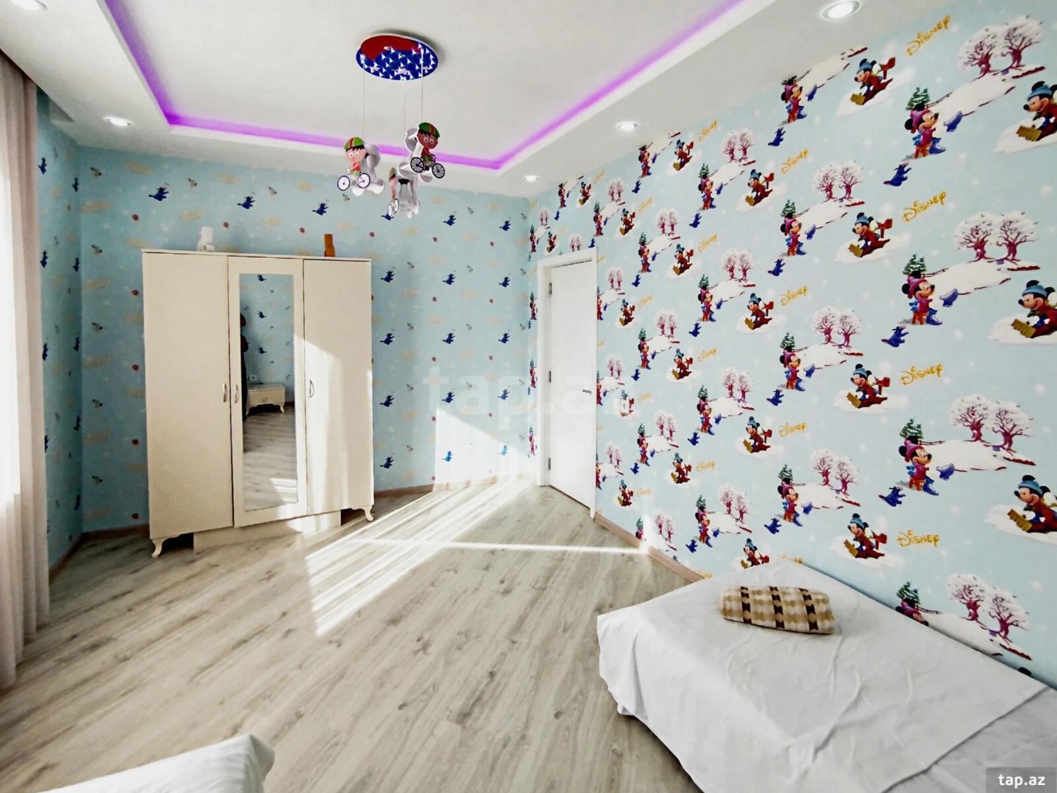 Kirayə verilir 4 otaqlı həyət evi