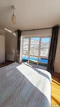 Kirayə verilir 4 otaqlı həyət evi