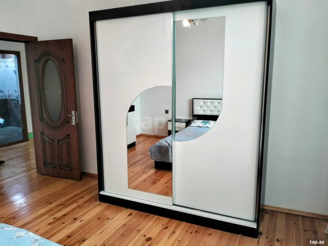 Kirayə verilir 5 otaqlı həyət evi