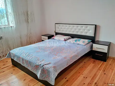 Kirayə verilir 5 otaqlı həyət evi