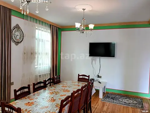 Kirayə verilir 5 otaqlı həyət evi