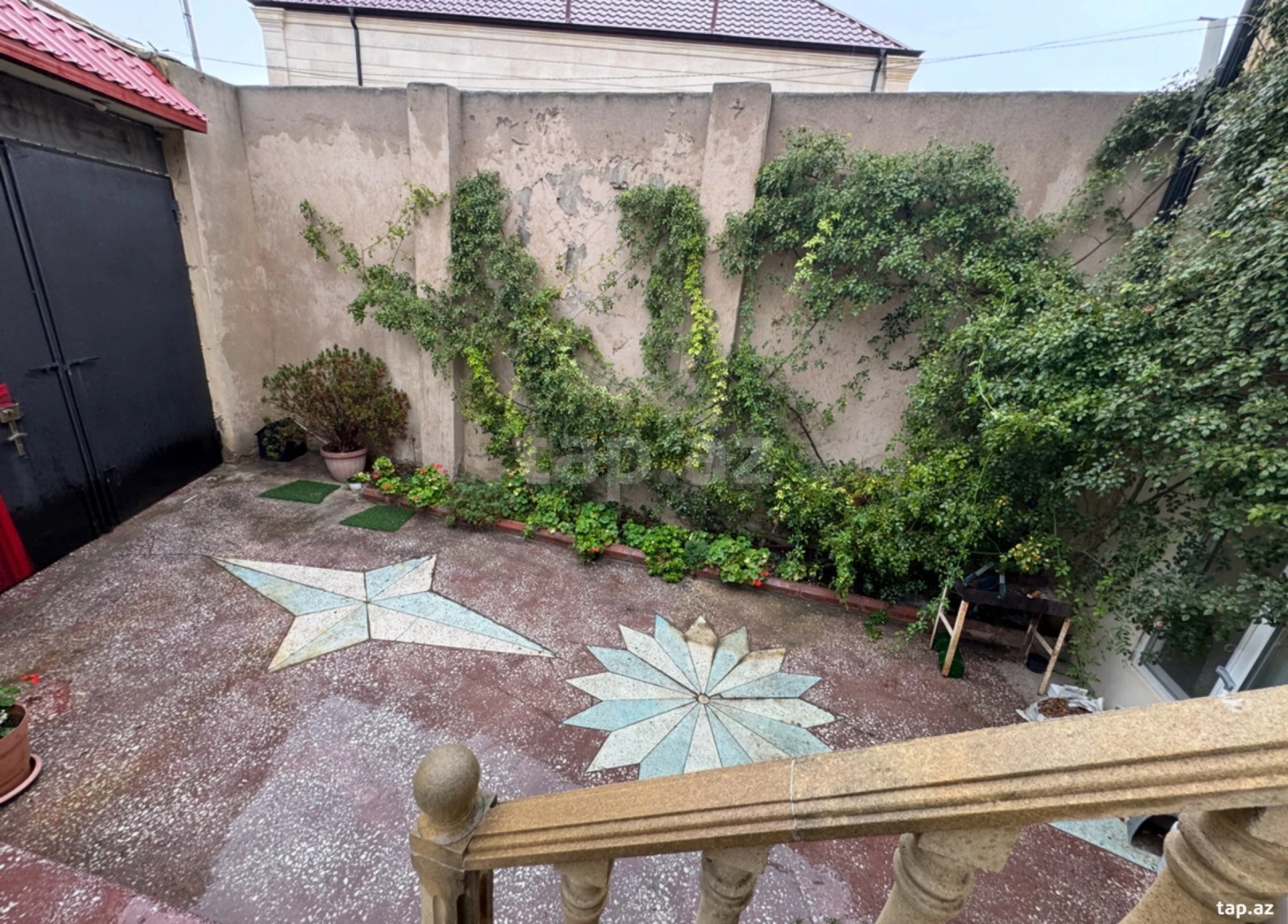 Satılır 4 otaqlı həyət evi