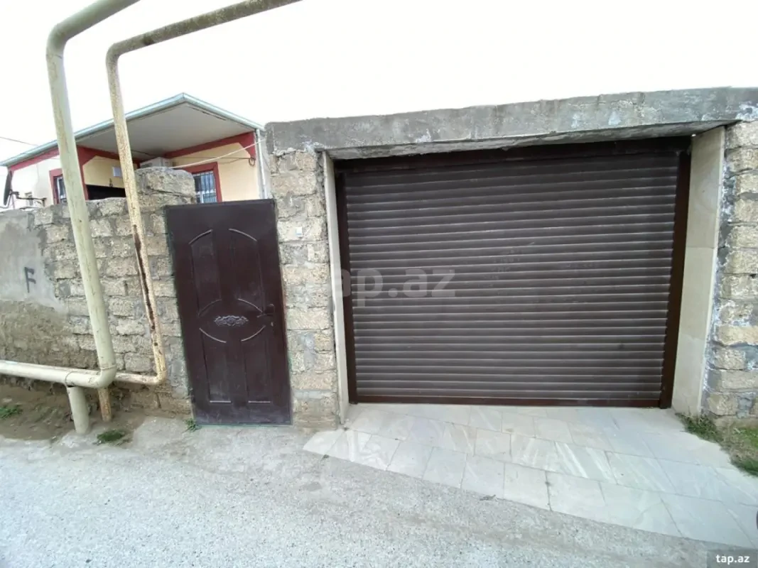 Satılır 3 otaqlı həyət evi 100 m²