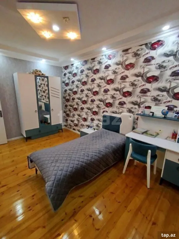 Satılır 5 otaqlı həyət evi