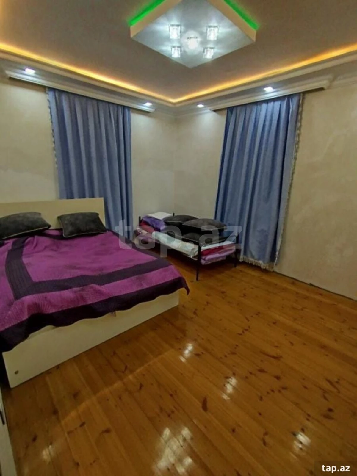 Satılır 5 otaqlı həyət evi