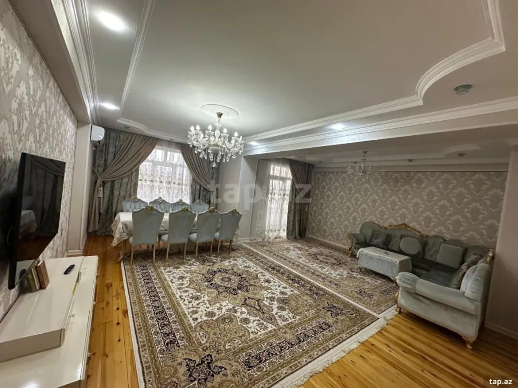 Satılır 4 otaqlı yeni tikili 200 m²