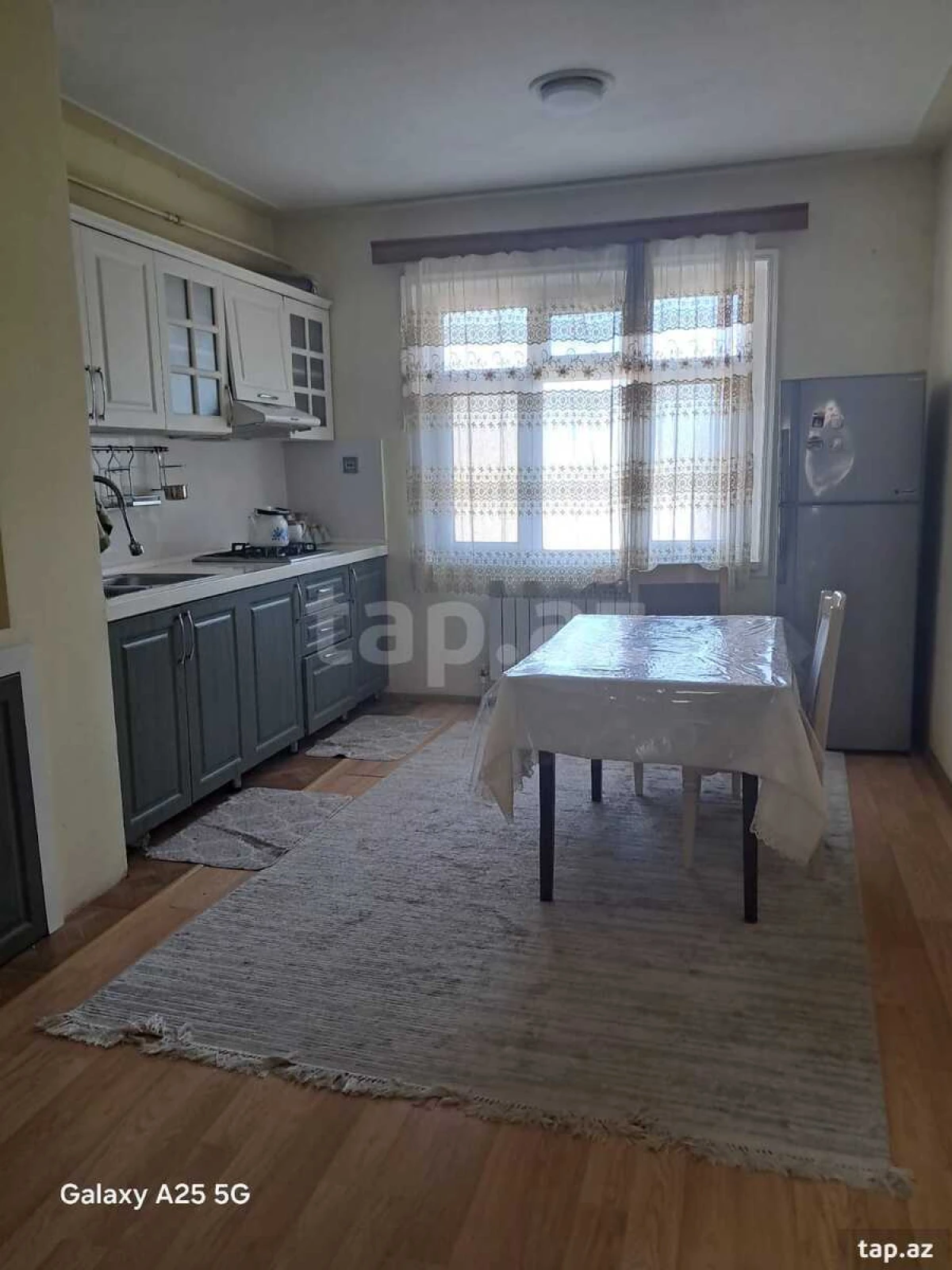 Satılır 4 otaqlı mənzil 90 m²