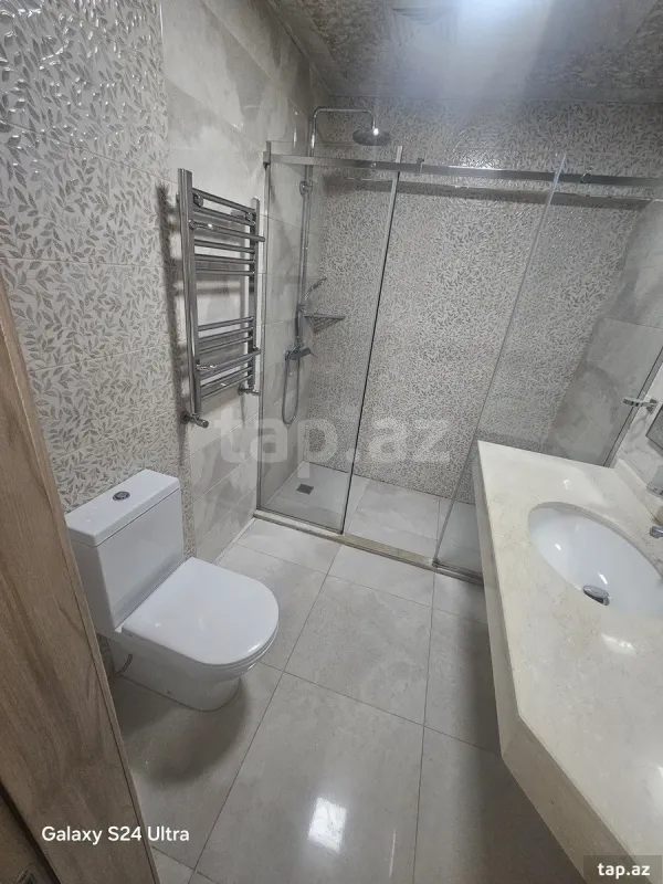 Kirayə verilir 2 otaqlı yeni tikili 60 m²