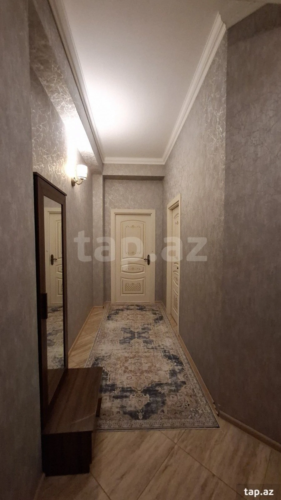 Satılır 2 otaqlı yeni tikili 70 m²