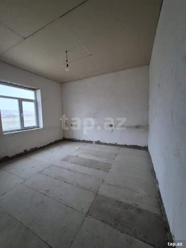 Satılır 3 otaqlı həyət evi