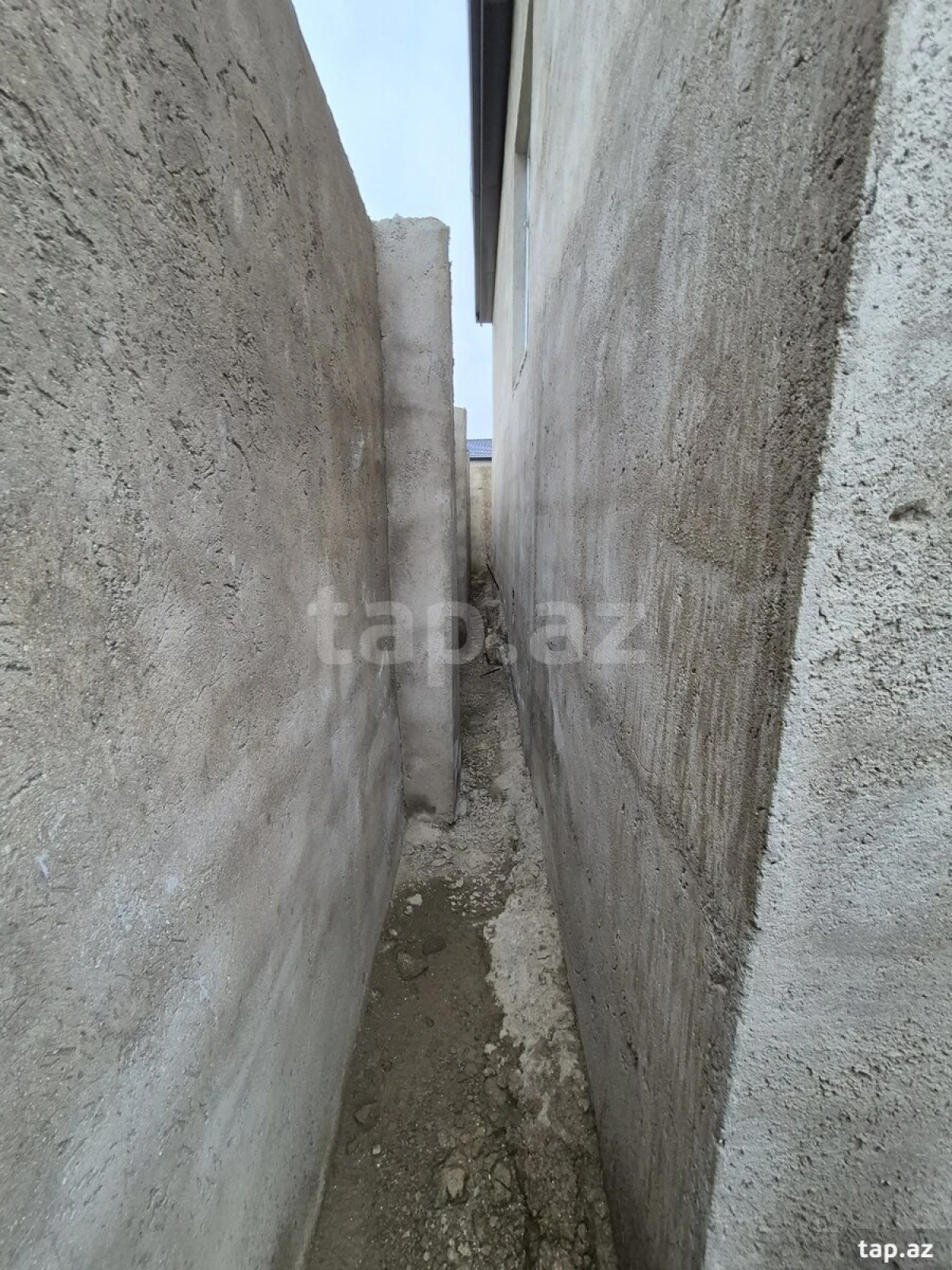 Satılır 3 otaqlı həyət evi