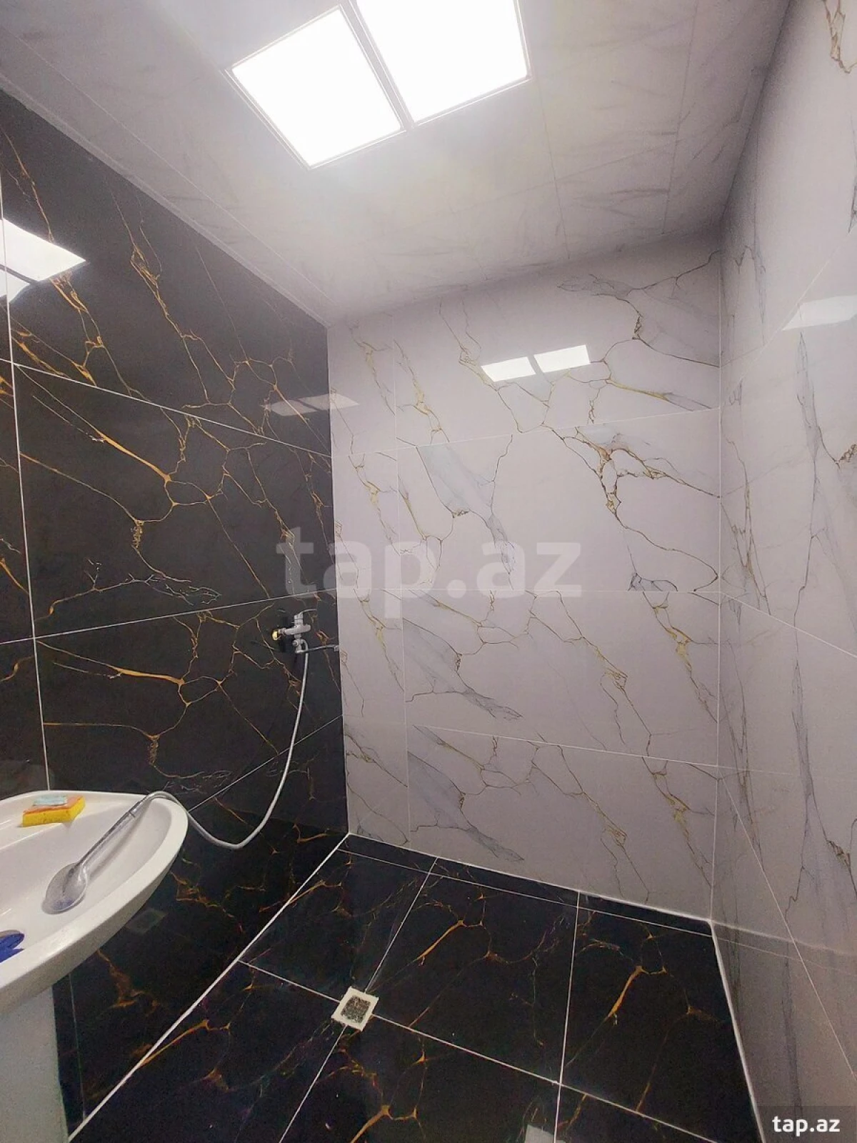 Satılır 3 otaqlı mənzil 55 m²