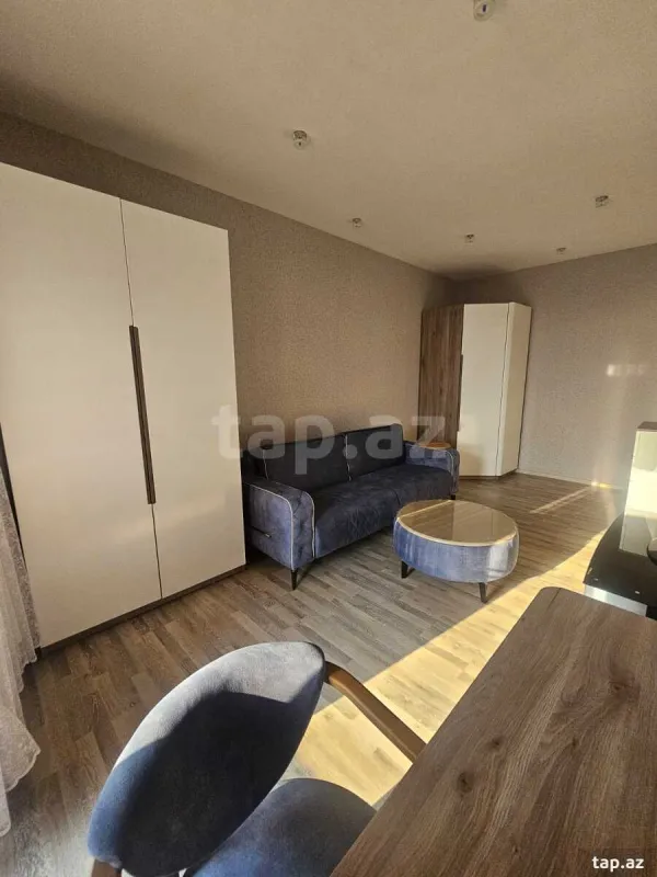 Kirayə verilir 3 otaqlı yeni tikili 125 m²