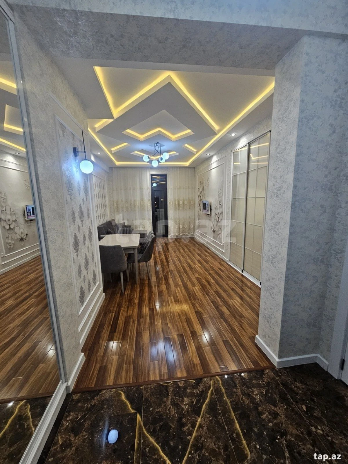 Satılır 2 otaqlı yeni tikili 65 m²