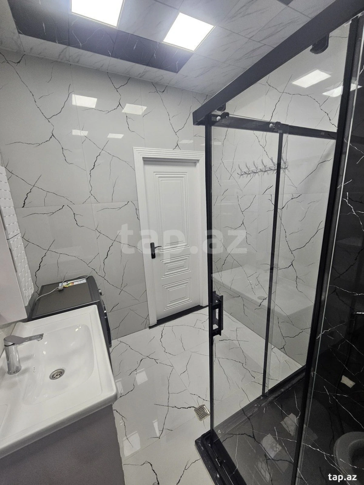 Satılır 2 otaqlı yeni tikili 65 m²