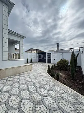 Satılır 4 otaqlı həyət evi