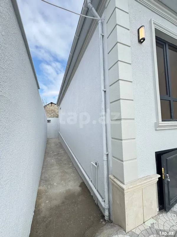 Satılır 4 otaqlı həyət evi