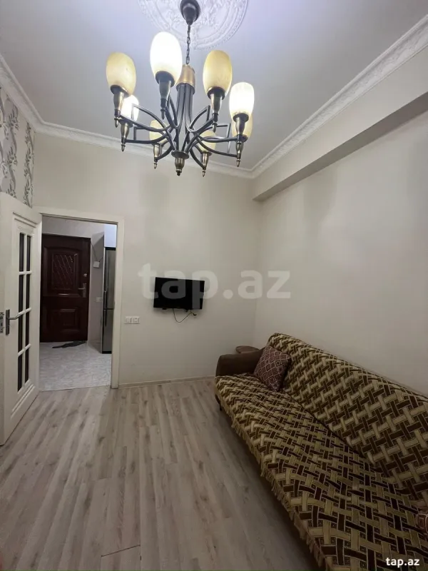 Kirayə verilir 2 otaqlı yeni tikili 60 m²