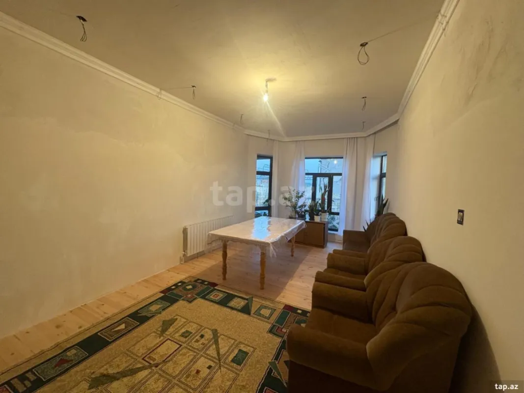 Satılır 3 otaqlı həyət evi