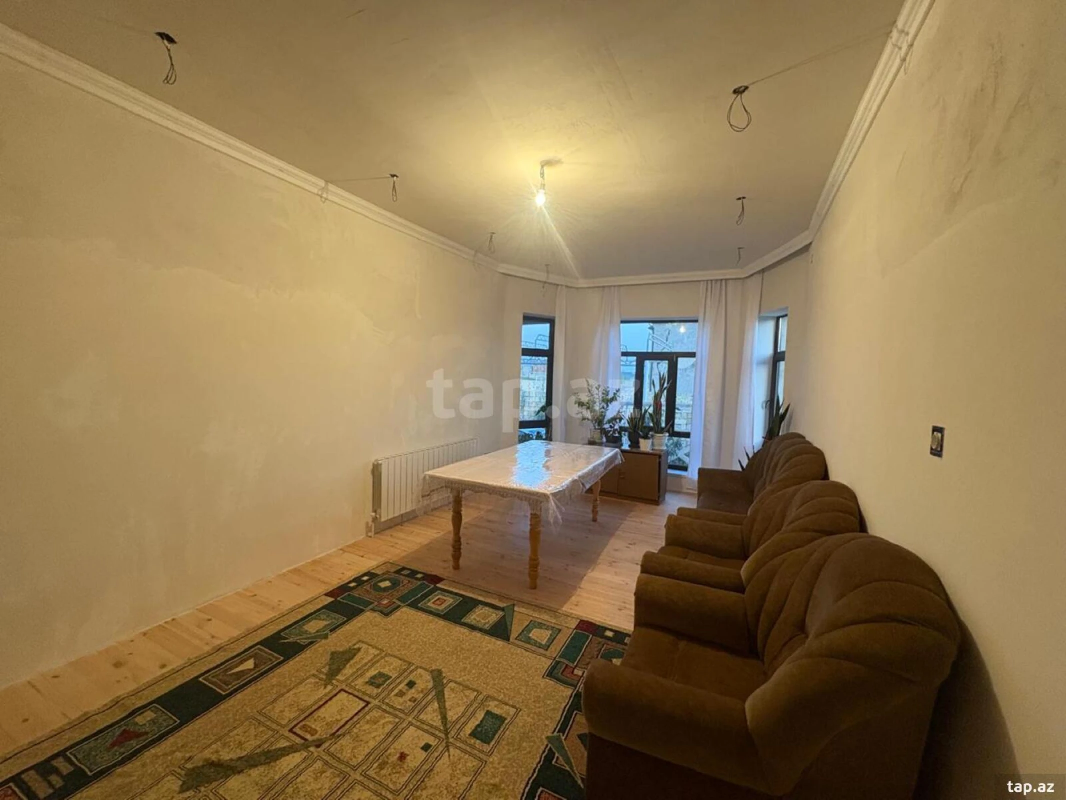 Satılır 3 otaqlı həyət evi