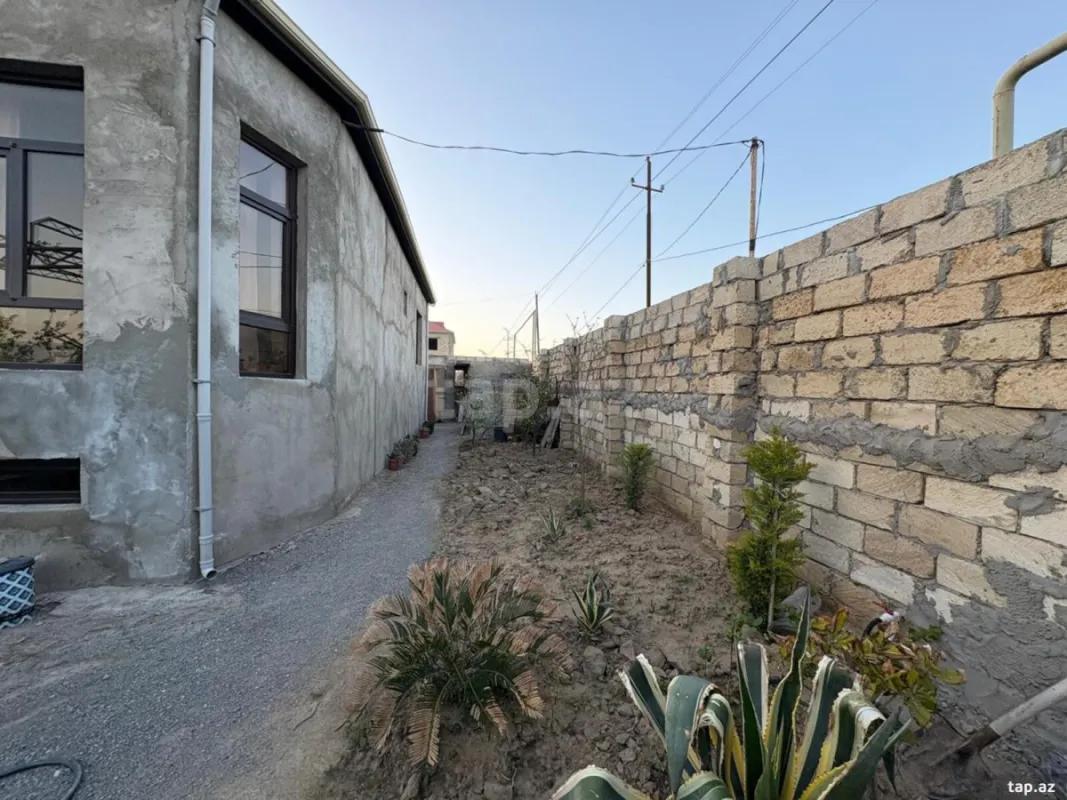 Satılır 3 otaqlı həyət evi