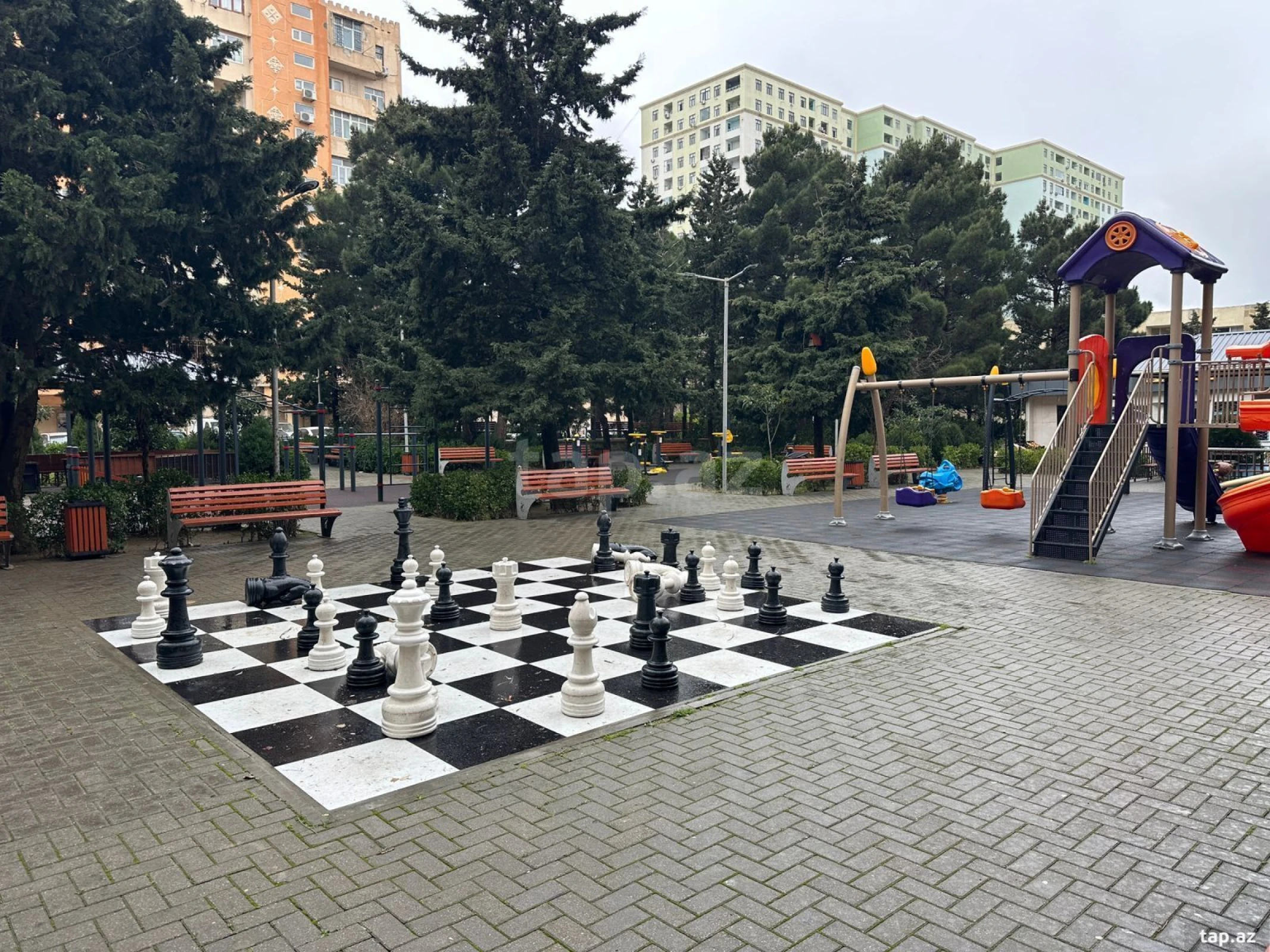 Satılır 1 otaqlı mənzil 43 m²