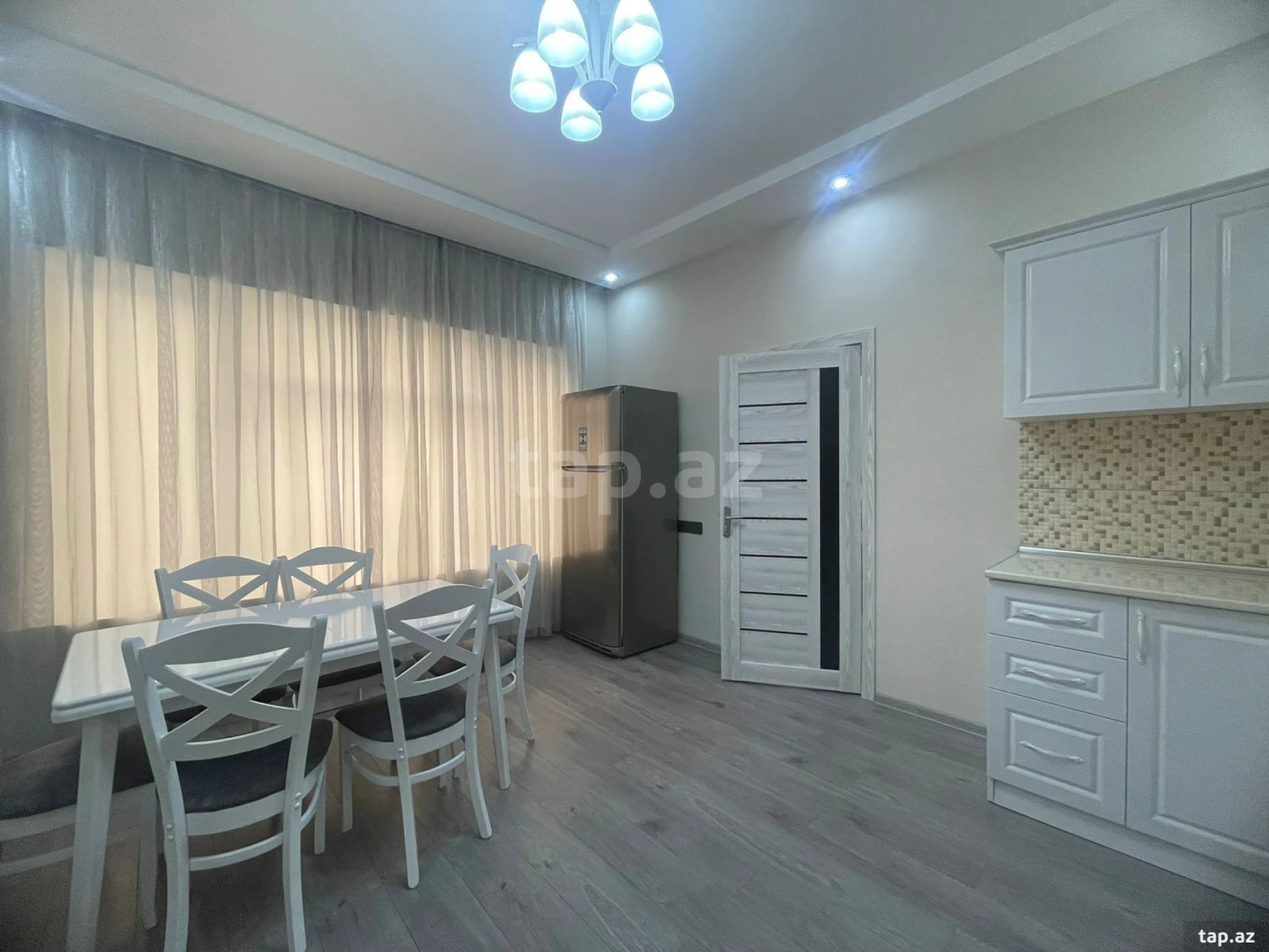 Kirayə verilir 5 otaqlı həyət evi