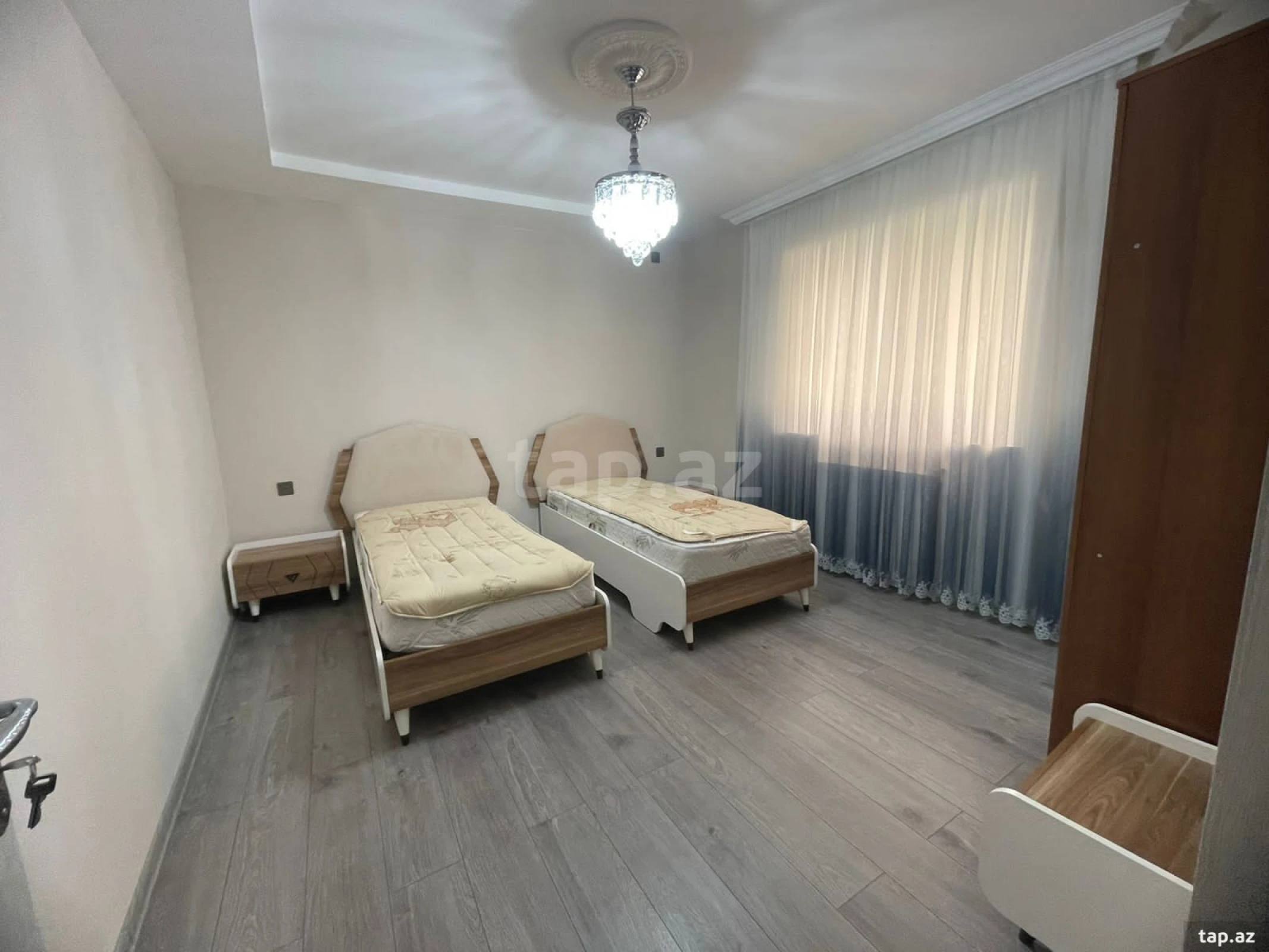 Kirayə verilir 5 otaqlı həyət evi