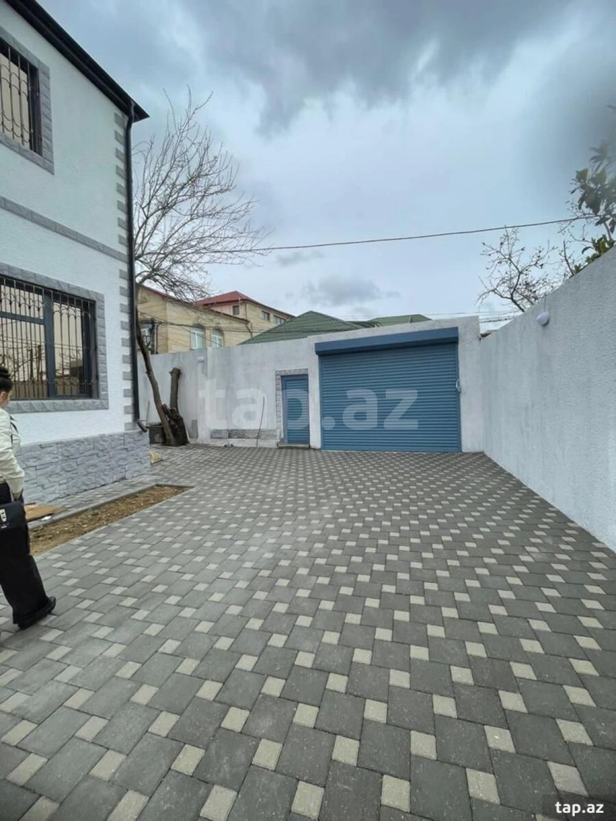 Kirayə verilir 5 otaqlı həyət evi