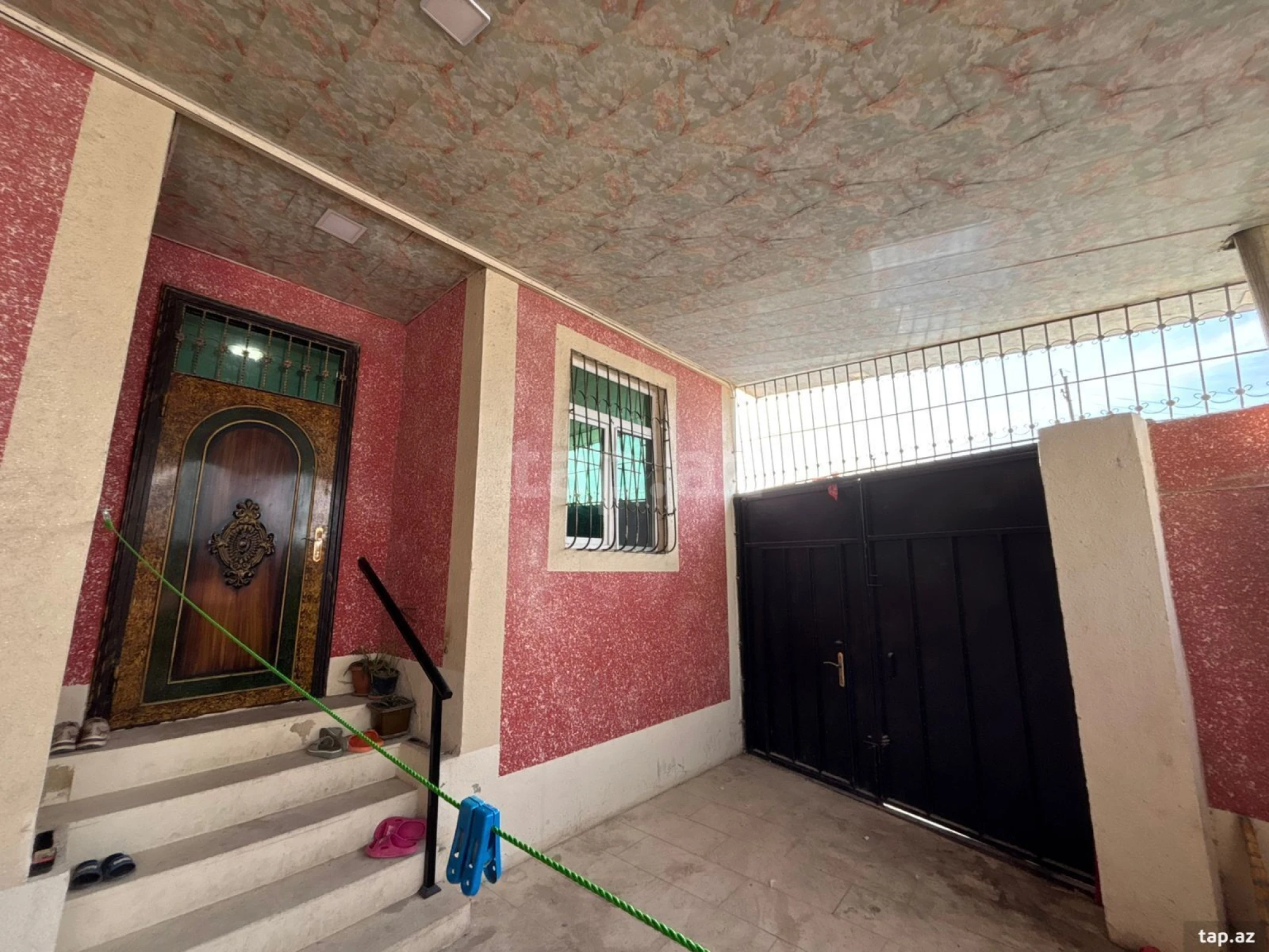 Satılır 3 otaqlı həyət evi